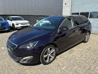 Unfallwagen Peugeot 308 PEUGEOT 308 1.2I 2016 2016/2