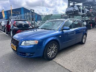 Vaurioauto  passenger cars Audi A4 Avant 2.0 TFSI 2005/1