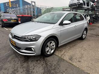 Vaurioauto  passenger cars Volkswagen Polo 1.0 TSI / DSG / 2018/5