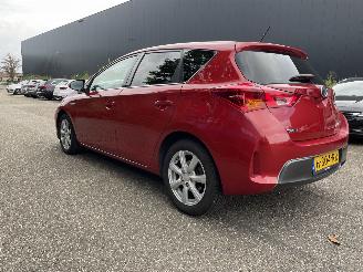 krockskadad bil auto Toyota Auris 1.8 hybrid 2015/10
