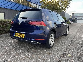 skadebil auto Volkswagen Golf 85kw 5drs 2019/2
