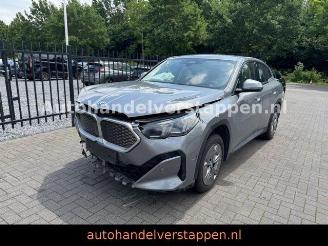 Damaged car BMW iX2 20 eDrive 150KW 67KWH Navi LED 2024/7