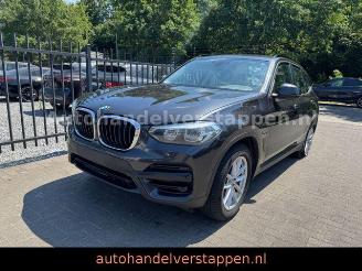 krockskadad bil auto BMW X3 xDrive 30e Advantage 215KW Plug in Hybrid 2021/6