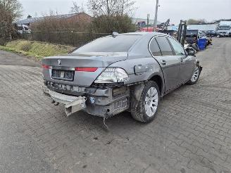Démontage voiture BMW 7-serie 730D 2003/1