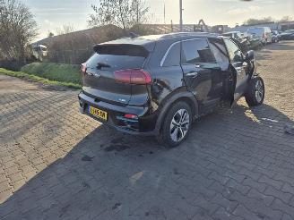 Vrakbiler auto Kia Niro  2021/8