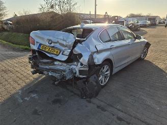 Coche siniestrado BMW 5-serie 520i 2012/9