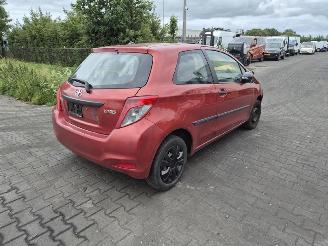 Salvage car Toyota Yaris 1.0 12v 2012/6