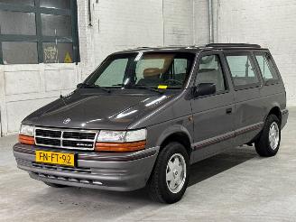 Damaged car Chrysler Voyager 2.5 TD Voyager MPV  Diesel 2.499cc 87kW (118pk) FWD 1992/9