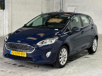 uszkodzony samochody osobowe Ford Fiesta 1.0 EcoBoost 12V 100 Hatchback  Benzine 998cc 74kW (101pk) FWD 2019/10