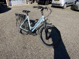 Vaurioauto  bicycles Stella  dames elektrisch. 2020/4