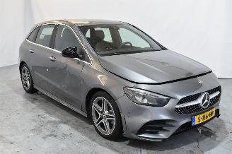 Unfallwagen Mercedes B-klasse 180 AMG Line 2023/1