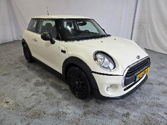 škoda osobní automobily Mini One 1.2 Salt 2015/8
