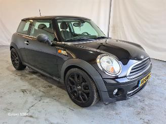 krockskadad bil auto Mini One 1.6 One D Anniversary Business 2009/10