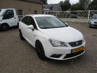 Vaurioauto  passenger cars Seat Ibiza 1.2 TDI ST Style Eco 2012/9