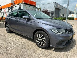 krockskadad bil auto Volkswagen Polo 1.0 TSI Life 2022/5
