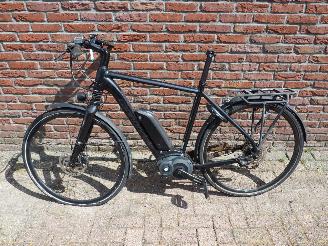 damaged bicycles Cannondale  tesorro Neo n1 2018/1