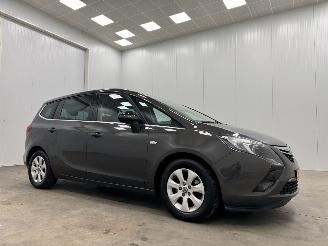 Vaurioauto  passenger cars Opel Zafira Tourer 1.6 CDTI Business+ 7p. Navi Clima 2016/5