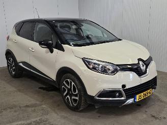 škoda osobní automobily Renault Captur 0.9 Energy TCE 12V SUV  Benzine 898cc 66kW (90pk) FWD 2016/2