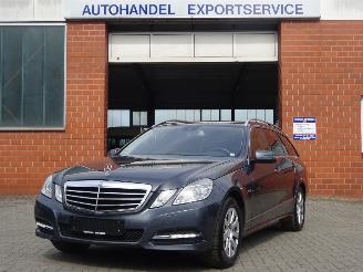 Schadeauto Mercedes E-klasse E 200 T CGI Avantgarde 135kw, Navi, Leer, Climate & Cruise control 2010/11
