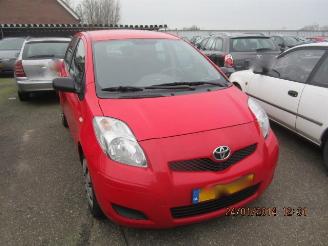 uszkodzony samochody osobowe Toyota Yaris 1.4 d 2009/5