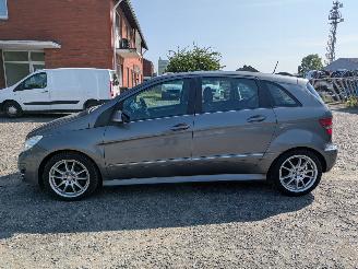 Mercedes B-klasse B 200 picture 8