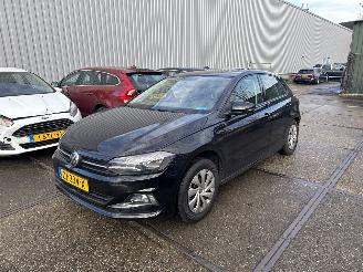 Coche accidentado Volkswagen Polo 1.0 TSI Comfortline 2019/6