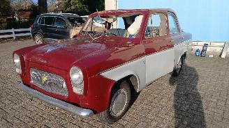 krockskadad bil auto Ford  Prefect Algemeen  (01-1970/...) 1960