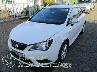 Uttjänta bilar auto Seat Ibiza Ibiza IV (6J5) Hatchback 5-drs 1.4 16V (CGGB) [63kW]  (03-2008/05-2015=
) 2014