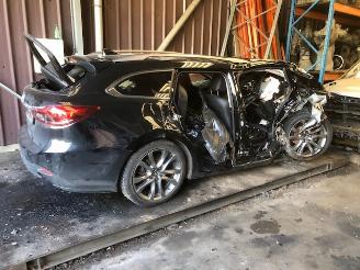 Salvage car Mazda 6 2000CC - 120KW - BENZINE - EURO6B 2016/12
