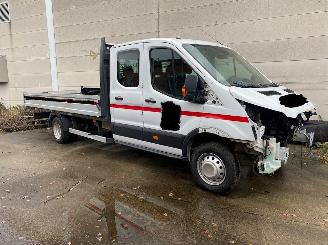 demontáž osobní automobily Ford Transit Transit Ch.Cab/Pick-up 2.2 TDCi 16V Euro 6 RWD CHP  Diesel 2.198cc 114kW (155pk) RWD 2015/2