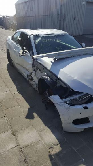 rozbiórka samochody osobowe BMW  E93  320i  cabrio 2011/1