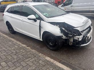 Opel Astra  picture 3
