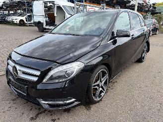 Vrakbiler auto Mercedes B-klasse W246 2013/1